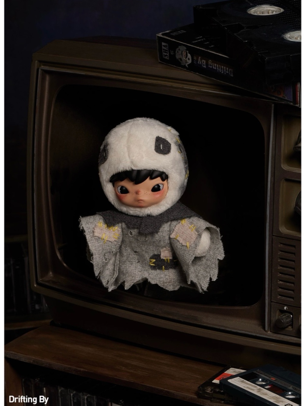 PopMart Hirono After Dark Series Plush Doll Pendant (Drifting By)
